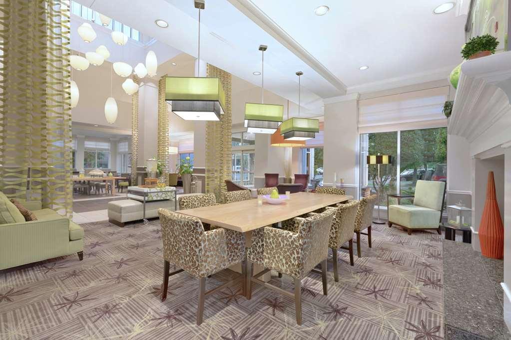 Hilton Garden Inn Springfield Interior photo