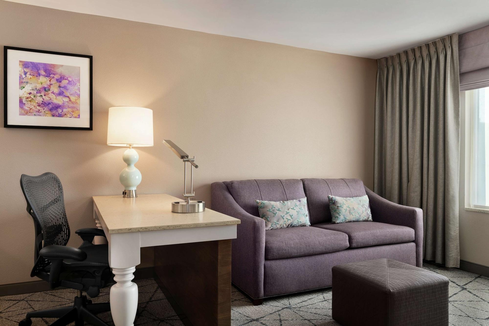Hilton Garden Inn Springfield Exterior photo